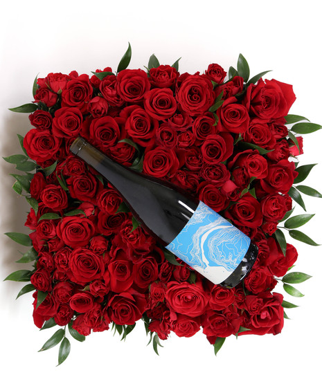 Gift Crate, Red Roses, Wine