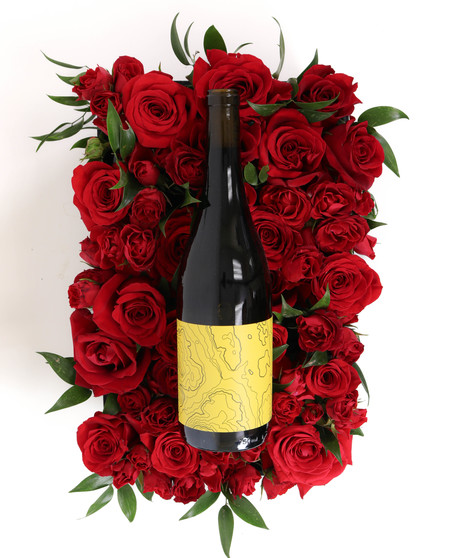 Gift Crate, Red Roses, Wine